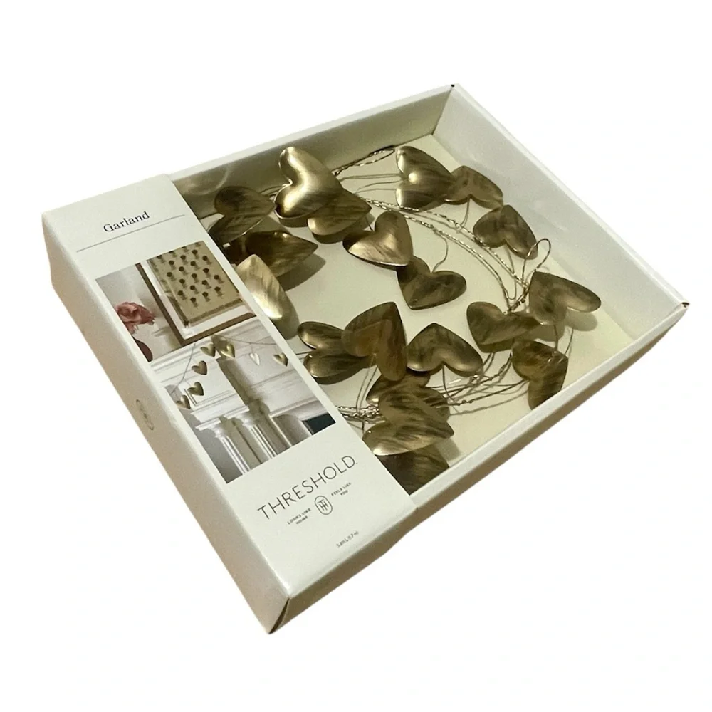 Threshold - Gold Metal Heart Garland